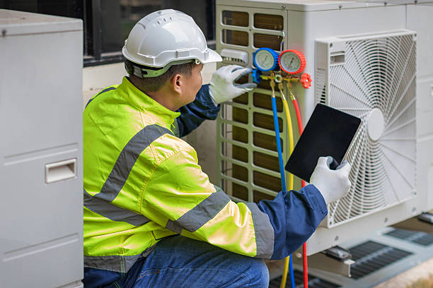 Professional Heat Pump Repair technician working in Norfolk, VA